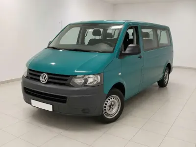 Usado VW Caravelle Trendline 140 CV (102 kW) 2011 Verde Van