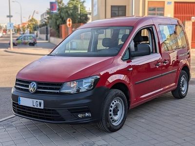 Usado VW Caddy 102 CV (75 kW) 2020 Rojo Monovolumen