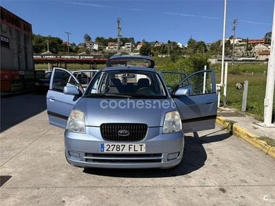 Usado Kia Picanto LX 61 CV (44 kW) 2007 Azul Utilitario