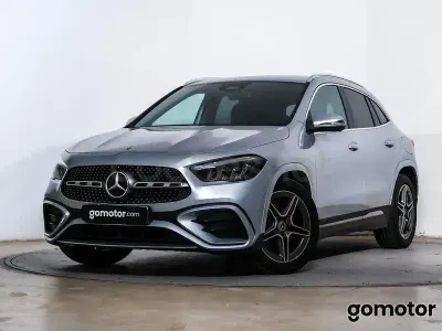 Usado Mercedes GLA200 163 CV (119 kW) 2025 Gris / plata SUV