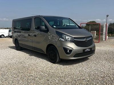 Usado Opel Vivaro 120 CV (88 kW) 2019 Gris Monovolumen