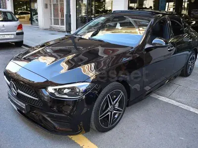 Usado Mercedes C300 265 CV (194 kW) 2025 Negro Berlina