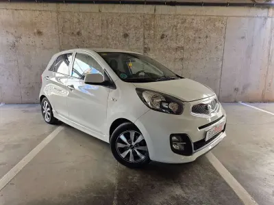 Usado Kia Picanto 69 CV (50 kW) 2015 Blanco Utilitario
