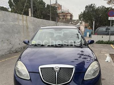 Azul Usado 2007 Lancia Ypsilon Utilitario | 2900 € (Buen precio)
