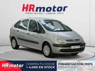 Usado Citroën Xsara Picasso 110 CV (80 kW) 2006 Gris / plata Monovolumen