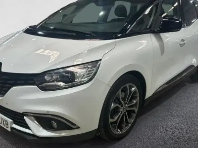 Usado Renault Scénic III Edition One 110 CV (80 kW) 2017 Monovolumen