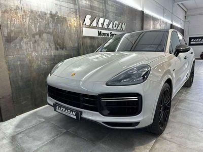 usado Porsche Cayenne Turbo S E-Hybrid Coupé Aut.