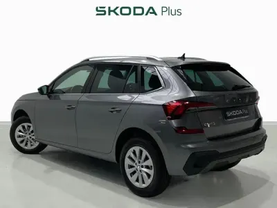 Usado Skoda Kamiq Selection 115 HP (84 kW) 2025 Cinzento SUV