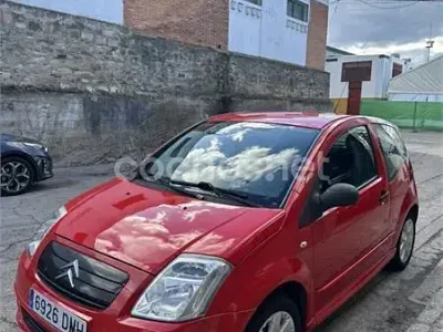 Käytetty Citroën C2 70 HP (51 kW) 2005 Punainen Viistoperä