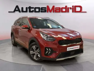 Usado Kia Niro 141 CV (103 kW) 2021 Rojo SUV
