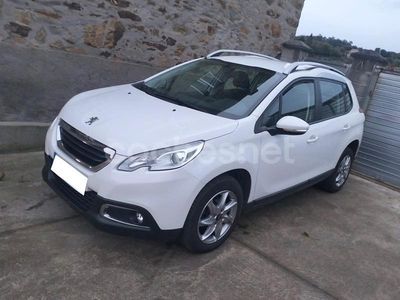 Usado Peugeot 2008 Active 100 CV (73 kW) 2015 Blanco SUV