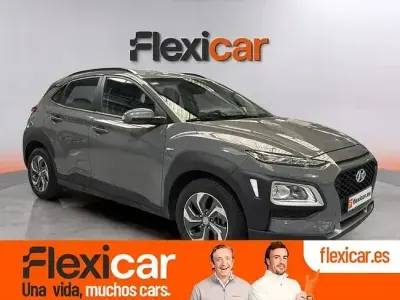 Usado Hyundai Kona 141 CV (103 kW) 2021 Gris SUV