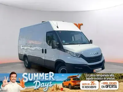 Usado Iveco Daily 156 CV (114 kW) 2023 Blanco Berlina