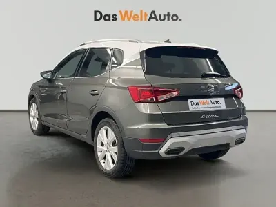 Usado Seat Arona Xperience 116 CV (85 kW) 2025 Gris SUV