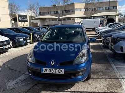 Usado Renault Clio II Authentique 85 CV (62 kW) 2007 Azul Berlina