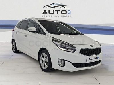 Usado Kia Carens 115 CV (84 kW) 2014 Blanco Monovolumen