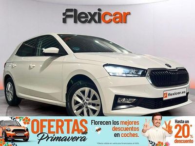 Usado Skoda Fabia Selection 95 CV (69 kW) 2024 Blanco Berlina