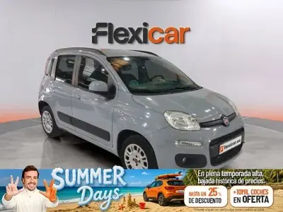 Usado Fiat Panda Lounge 69 CV (50 kW) 2020 Gris Utilitario