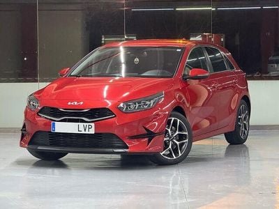 Rojo Usado 2021 Kia Ceed Utilitario | 14.900 € (Precio justo)