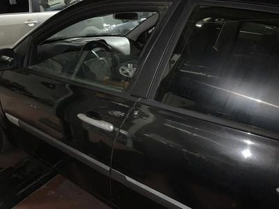 Begagnad Renault Mégane II Expression 130 HK (95 kW) 2006 Svart