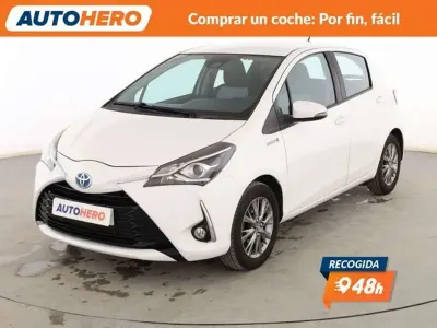 Usado Toyota Yaris Hybrid Active 99 CV (72 kW) 2019 Blanco Utilitario