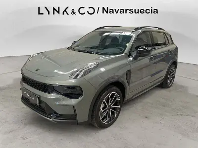 Usado Lynk & Co 01 276 CV (202 kW) 2026 Verde SUV