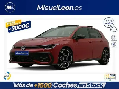 Usado VW Golf VIII GTI 265 CV (194 kW) 2025 Rojo Berlina
