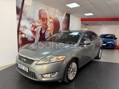 Gris / plata Usado 2008 Ford Mondeo Titanium Berlina | 5990 € (Precio justo)