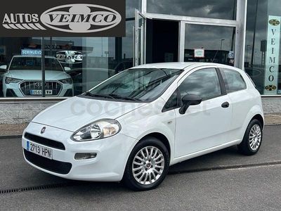 Usado Fiat Punto Easy 69 CV (50 kW) 2013 Blanco Utilitario