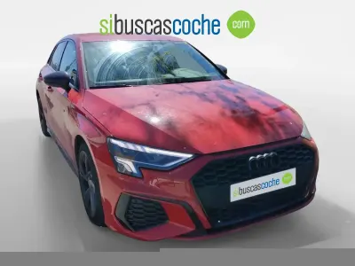 Usado Audi A3 110 CV (80 kW) 2022 Rojo Berlina