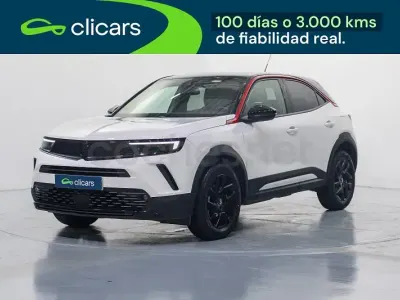 Usado Opel Mokka GS Line 110 CV (80 kW) 2022 Blanco SUV