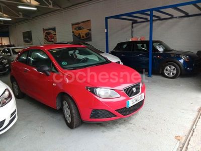 Usado Seat Ibiza SC 60 CV (44 kW) 2011 Rojo Utilitario