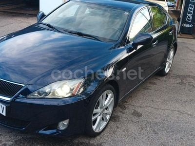 Lexus IS220d