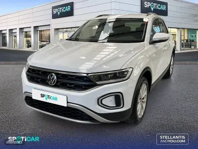 Usado VW T-Roc Life 115 CV (84 kW) 2024 Negro SUV