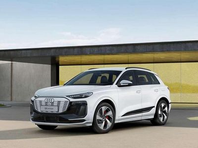 Blanco Nuevo 2025 Audi Q6 e-tron S-Line SUV | 61.650 €