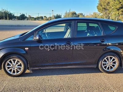 Usado Seat Altea XL Style 140 CV (102 kW) 2011 Negro Monovolumen