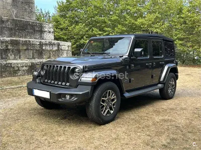 Usado Jeep Wrangler 381 CV (280 kW) 2021 Gris / plata SUV