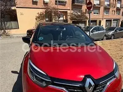 Usado Renault Captur XMOD 120 CV (88 kW) 2017 Rojo SUV