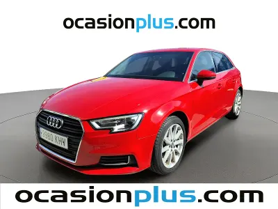 Usado Audi A3 Sportback Design 116 CV (85 kW) 2018 Rojo Utilitario