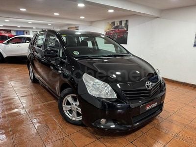 Używany Toyota Verso Live 126 KM (92 kW) 2010 Czarny Minivan