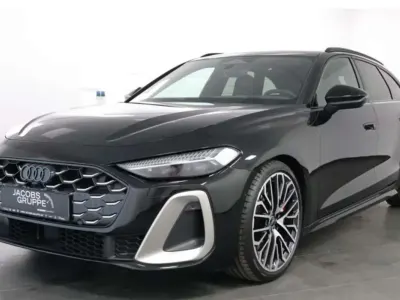 Usado Audi S5 367 CV (269 kW) 2025 Negro Familiar