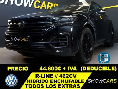 Käytetty VW Touareg R 340 HP (250 kW) 2022 Musta Katumaasturi