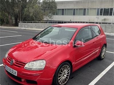 Usado VW Golf IV Sportline 105 CV (77 kW) 2005 Rojo Berlina