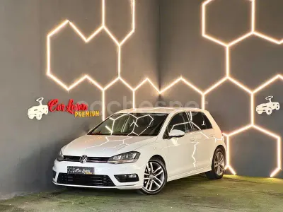 Usado VW Golf VII Sportline 105 CV (77 kW) 2014 Blanco Berlina
