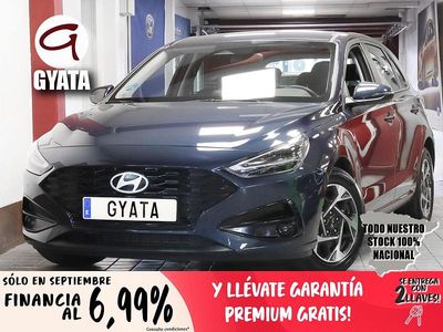 Usado Hyundai i30 100 CV (73 kW) 2025 Azul
