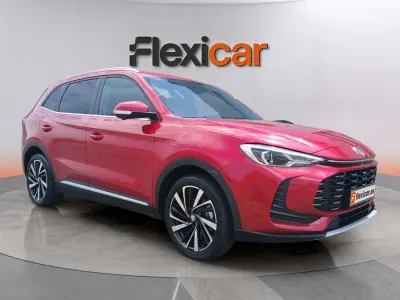 Usado MG ZS Luxury 197 CV (144 kW) 2025 Rojo SUV