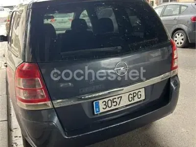 Usado Opel Zafira Essentia 110 CV (80 kW) 2009 Azul Monovolumen