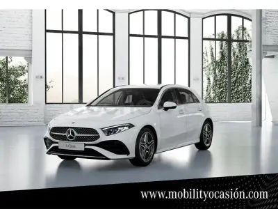 Usado Mercedes A180 116 CV (85 kW) 2024 Blanco polar Berlina
