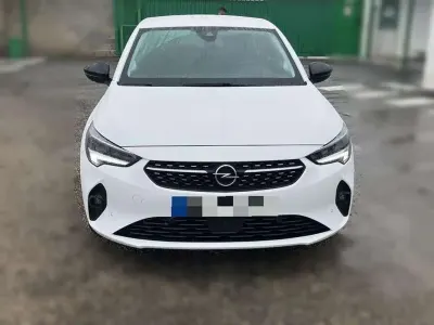 Usado Opel Corsa Elegance 101 CV (74 kW) 2022 Blanco Utilitario