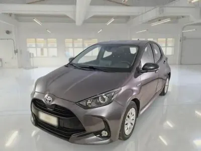 Usado Toyota Yaris Business Edition 115 CV (84 kW) 2021 Utilitario